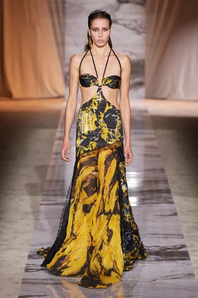 Look 36